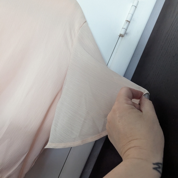 Elegant Pink Tie-Front Blouse - Picture 6 of 6